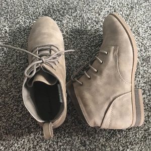 American Eagle Booties